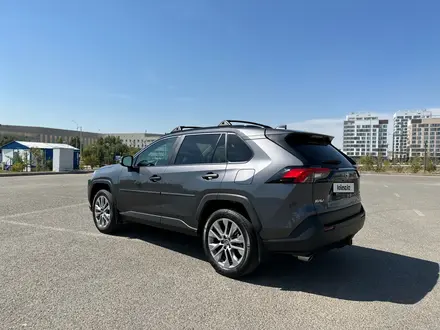 Toyota RAV4 2022 года за 18 500 000 тг. в Астана – фото 5