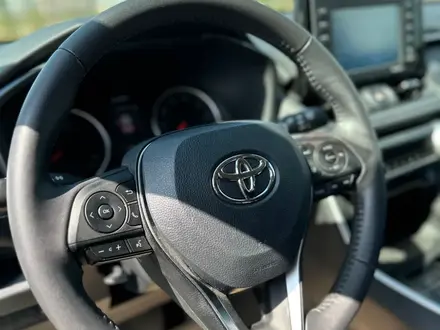 Toyota RAV4 2022 года за 18 500 000 тг. в Астана – фото 22