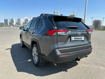 Toyota RAV4 2022 года за 18 500 000 тг. в Астана – фото 58