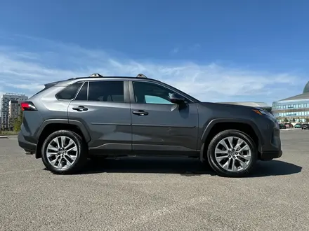 Toyota RAV4 2022 года за 18 500 000 тг. в Астана – фото 9