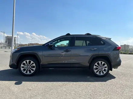 Toyota RAV4 2022 года за 18 500 000 тг. в Астана – фото 7
