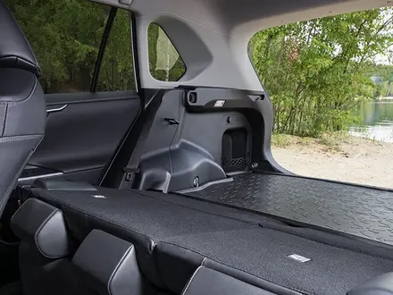 Toyota RAV4 2022 года за 18 500 000 тг. в Астана – фото 37