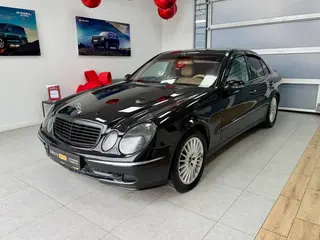 Mercedes-Benz E 240