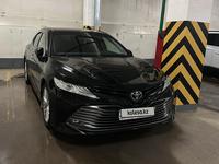 Toyota Camry 2019 года за 15 500 000 тг. в Астана