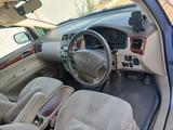 Toyota Ipsum 2004 года за 3 000 000 тг. в Атырау – фото 5