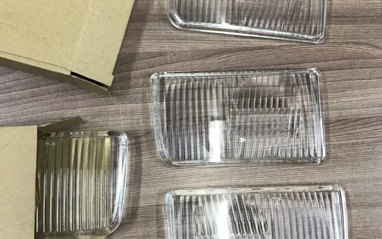 Стекла Туманки Бмв Е34 за 2 500 тг. в Астана