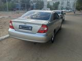 Toyota Camry 2003 годаүшін7 300 000 тг. в Актобе – фото 2