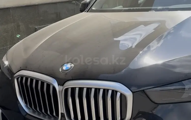 BMW X5 2024 года за 50 000 000 тг. в Астана