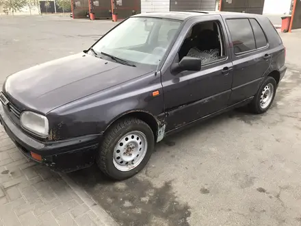 Volkswagen Golf 1993 года за 500 000 тг. в Атырау