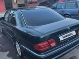 Mercedes-Benz E 320 1996 года за 2 300 000 тг. в Алматы – фото 4