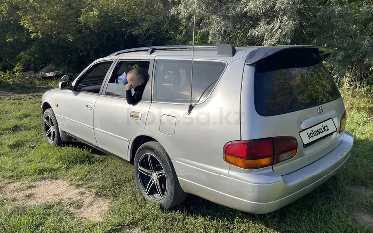 Toyota Camry 1995 годаfor1 500 000 тг. в Астана