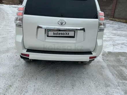 Toyota Land Cruiser Prado 2013 года за 15 500 000 тг. в Актобе – фото 9