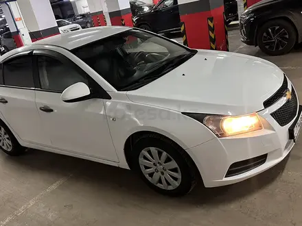 Chevrolet Cruze 2012 года за 4 100 000 тг. в Астана – фото 3