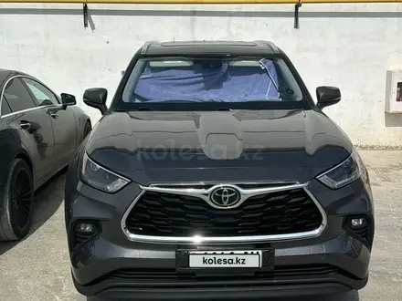 Toyota Highlander 2021 года за 18 000 000 тг. в Атырау – фото 2