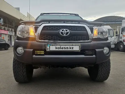 Toyota Tacoma 2011 года за 17 500 000 тг. в Алматы – фото 2