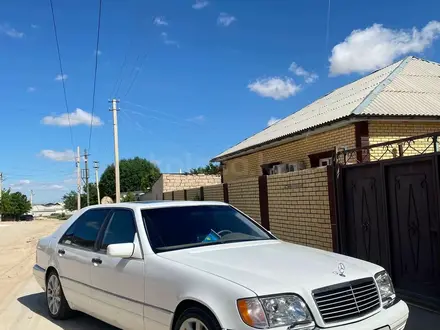 Mercedes-Benz S 320 1997 года за 3 600 000 тг. в Актау