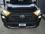 Toyota RAV4 2019 года за 8 600 000 тг. в Атырау – фото 2