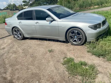 BMW 735 2002 года за 2 800 000 тг. в Астана