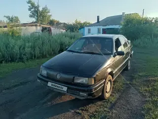 Volkswagen Passat, 1993
