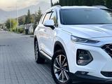 Hyundai Santa Fe 2020 года за 12 500 000 тг. в Алматы – фото 2
