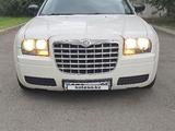 Chrysler 300C 2008 года за 4 000 000 тг. в Алматы