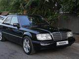Mercedes-Benz E 220 1994 года за 3 500 000 тг. в Туркестан – фото 4