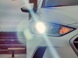 Hyundai Elantra 2018 года за 5 000 000 тг. в Жанаозен – фото 3