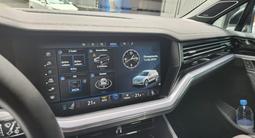Volkswagen Touareg 2020 года за 35 599 999 тг. в Алматы – фото 4