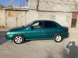 Kia Rio 2002 года за 1 700 000 тг. в Актау – фото 2