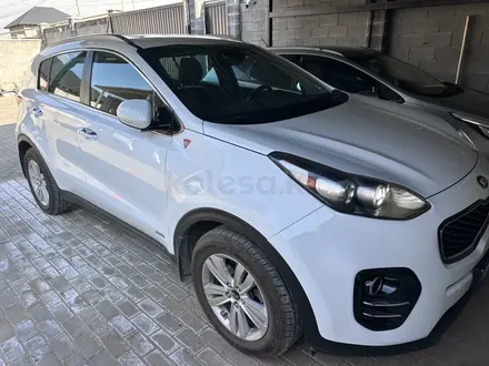 Kia Sportage 2017 года за 8 800 000 тг. в Алматы – фото 2