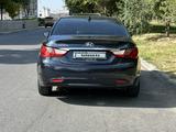 Hyundai Sonata 2012 года за 4 300 000 тг. в Шымкент – фото 2