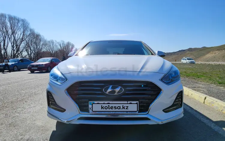 Hyundai Sonata 2019 года за 10 000 000 тг. в Астана