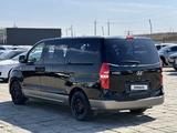 Hyundai H-1 2015 года за 11 300 000 тг. в Атырау – фото 3