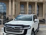 Toyota Land Cruiser 2022 года за 63 000 000 тг. в Шымкент