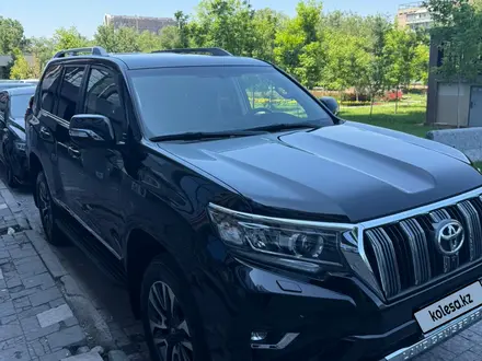 Toyota Land Cruiser Prado 2022 года за 30 500 000 тг. в Алматы – фото 4
