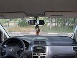 Toyota Avensis Verso 2002 года за 5 800 000 тг. в Темиртау – фото 2