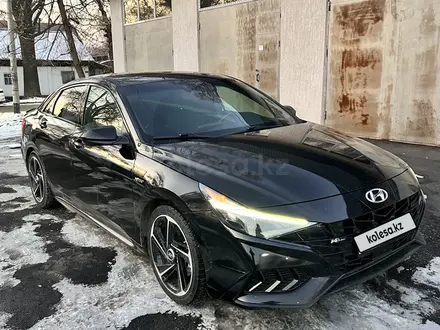 Hyundai Elantra 2022 года за 11 000 000 тг. в Алматы – фото 2