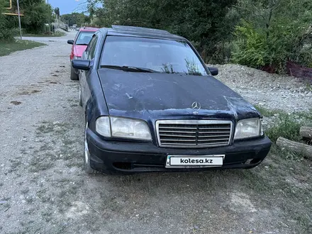 Mercedes-Benz C 200 1993 года за 1 000 000 тг. в Талдыкорган