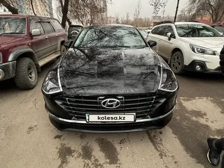 Hyundai Sonata 2022 года за 11 300 000 тг. в Алматы