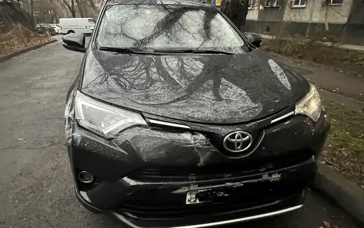 Toyota RAV4 2015 годаүшін9 100 000 тг. в Алматы