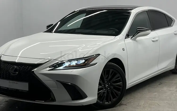 Lexus ES 250 2020 годаfor23 500 000 тг. в Алматы