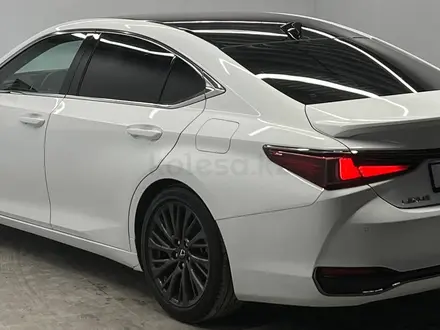 Lexus ES 250 2020 года за 23 500 000 тг. в Алматы – фото 6