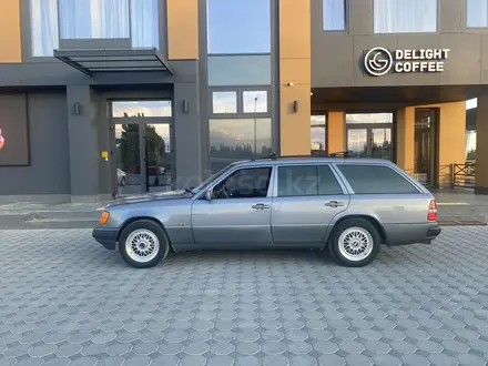 Mercedes-Benz E 320 1991 года за 2 800 000 тг. в Алматы – фото 9