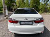 Toyota Camry 2015 года за 12 500 000 тг. в Актобе – фото 5