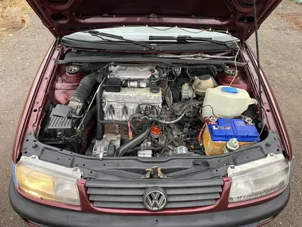 Volkswagen Passat 1994 года за 2 480 000 тг. в Астана – фото 9