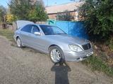 Mercedes-Benz S 320 2000 года за 4 000 000 тг. в Семей – фото 2