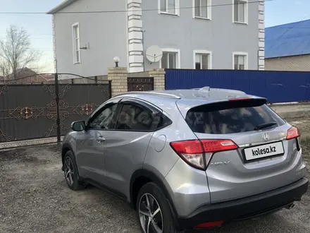 Honda HR-V 2021 года за 11 000 000 тг. в Атырау – фото 2