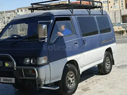 Mitsubishi Delica 1993 года за 900 000 тг. в Актау