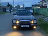 Mercedes-Benz E 230 1997 года за 4 000 000 тг. в Кулан – фото 4