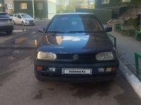 Volkswagen Golf 1995 годаүшін1 100 000 тг. в Астана